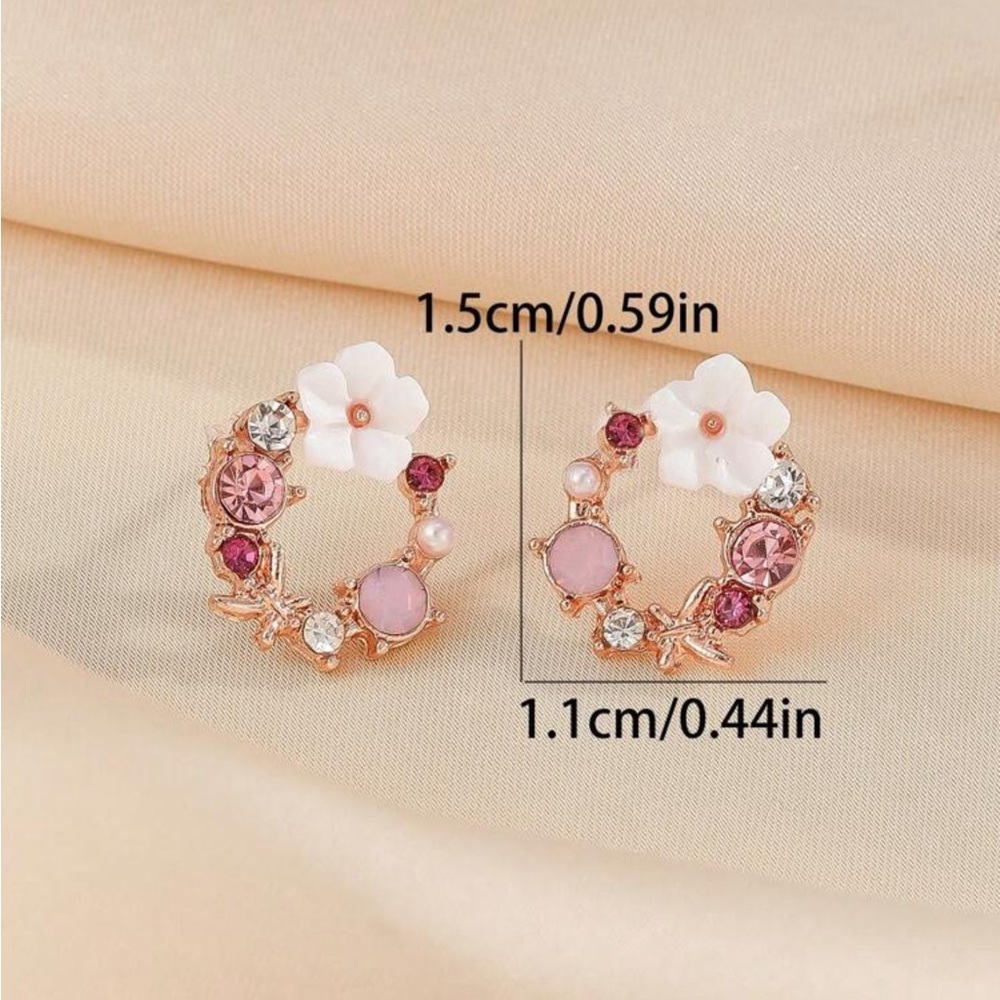 Flower Wreath Earrings - Picture 4 of 4